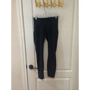 Lululemon ankle length leggings size 6